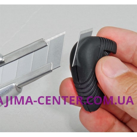Ніж сегментний 18мм TAJIMA Aluminist AC500S-EUR, автоматичний фіксатор